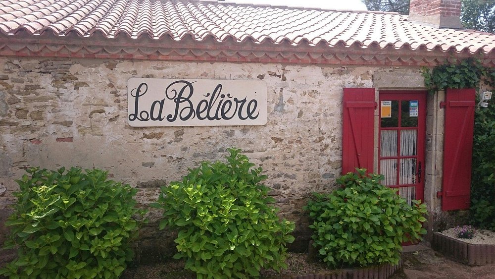 LE BAR RESTAURANT CREPERIE 