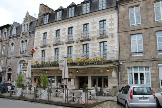  HOTEL BUREAU  Bretagne dans les côtes d'Armor